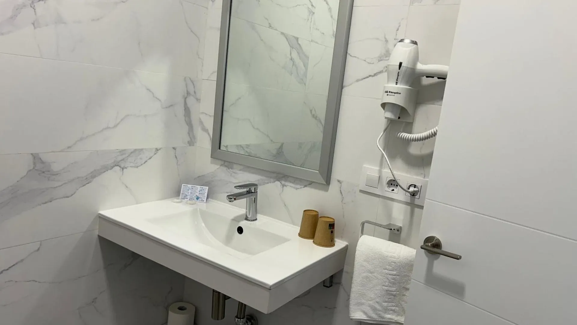 El Levante Tarifa Guest house